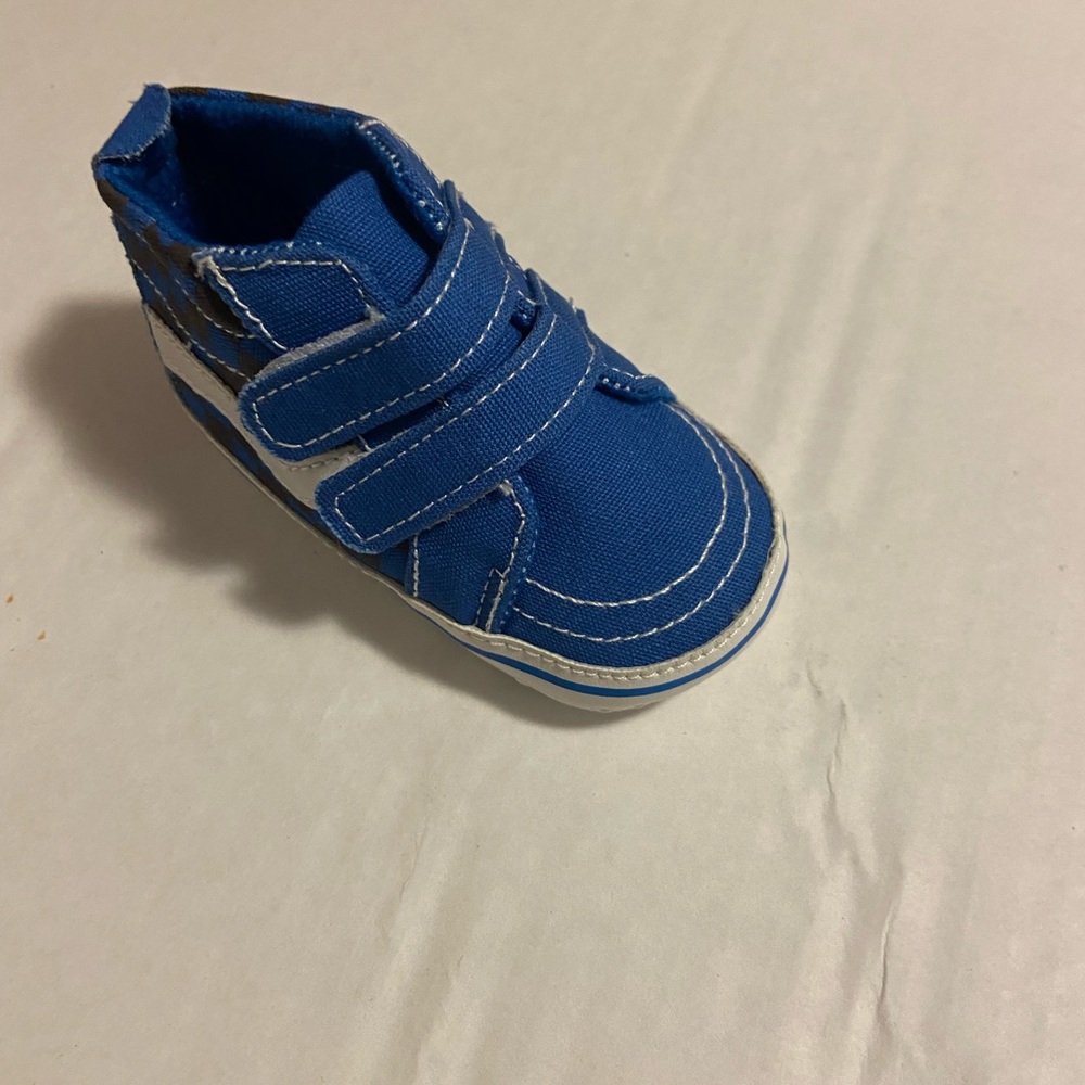 Baby shoes